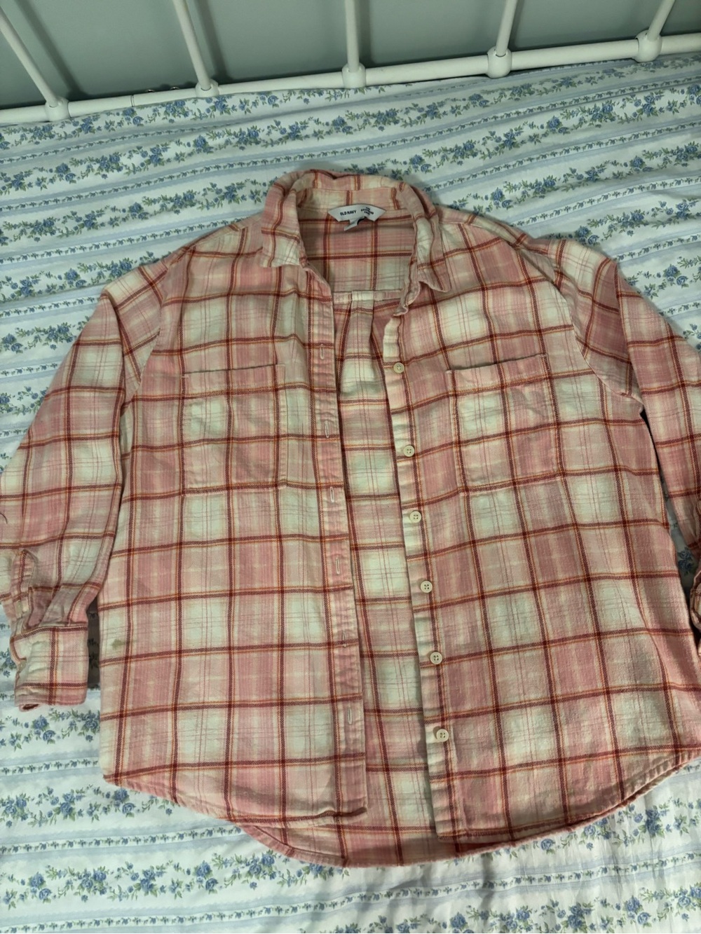 Unbranded women’s Pink Plaid Button-Up Shirt